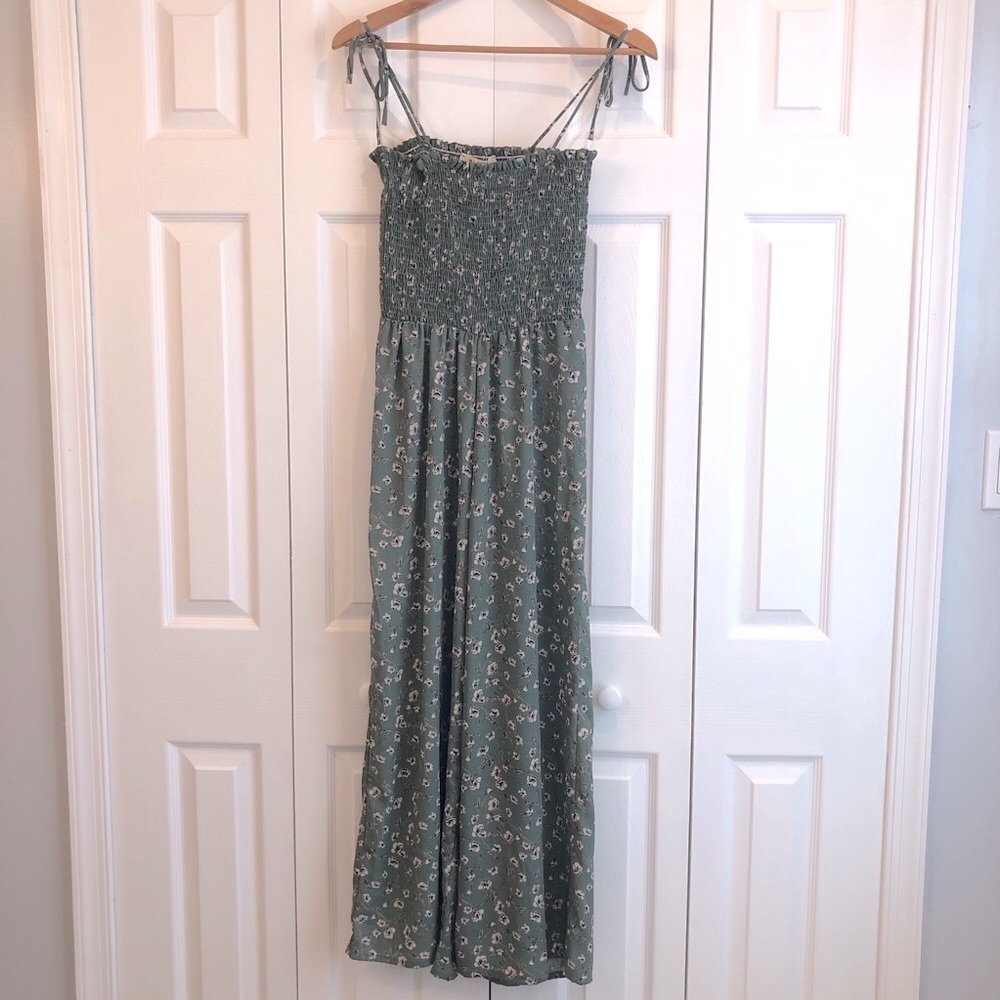 NWOT Francesca’s Green Floral Jumpsuit